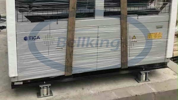 空调机组减振降噪施工现场1