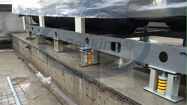 空调机组减振降噪施工现场2