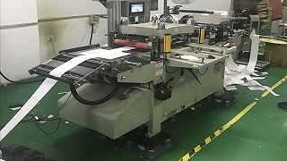 苏州裁断机减震器安装现场