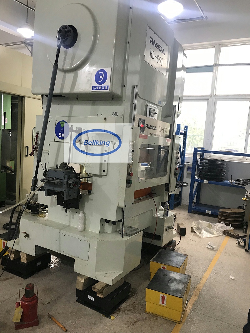 bb32fb4d1f3b4c0c9c7e9b223f9a1e54_13